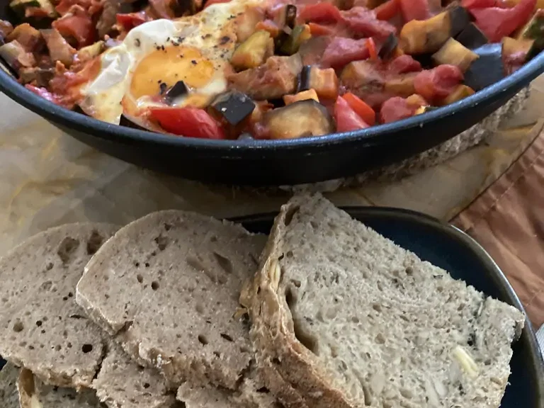 Gretasomis Shakshuka