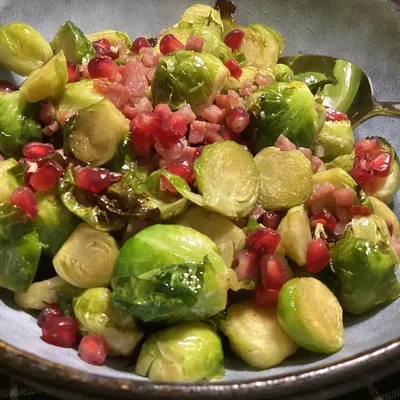 Gretasomis gerösteter Rosenkohl mit Honig und Balsamico