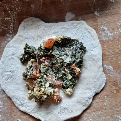 Teigtaschen mit Spinat und Feta