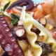 Pasta mit Pulpo (Oktopus) und Black Tiger Garnelen – Bild 4