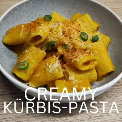 Kürbis-Pasta mit Parmesan