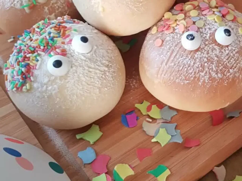 Oven Berliner mit Himbeermarmelade