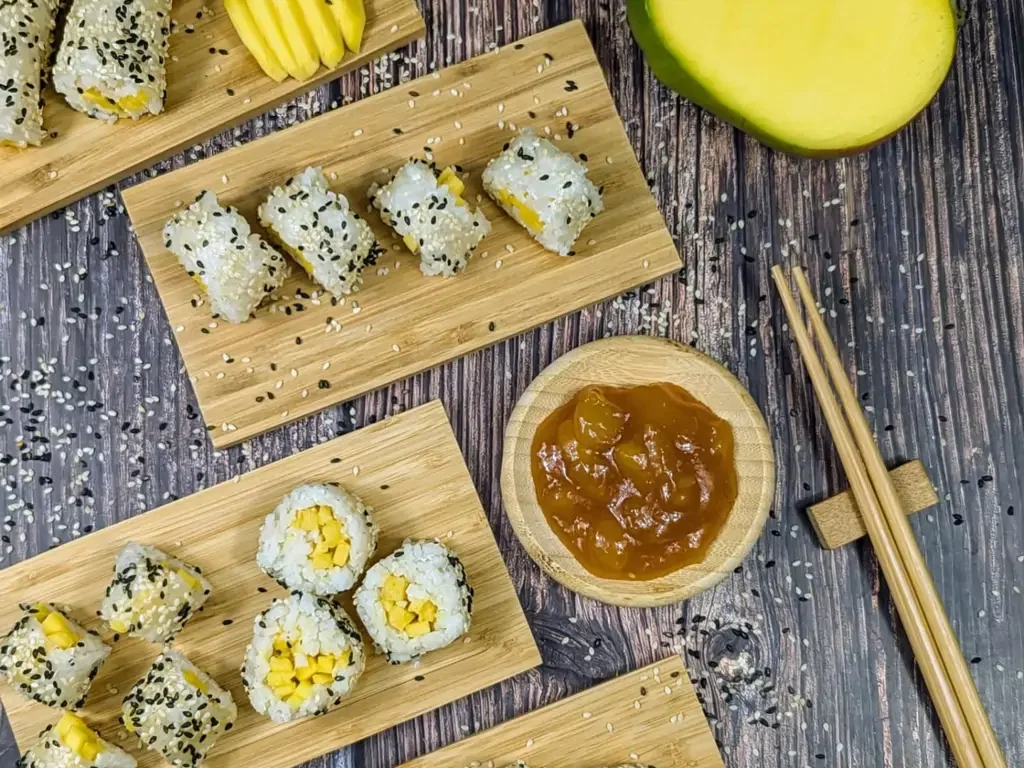 Vegane Mangosushi mit Mango Chutney
