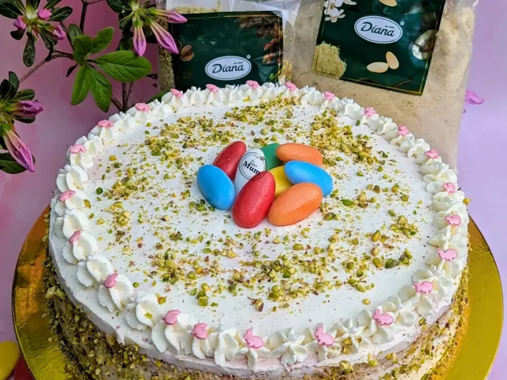 Erdbeer-Pistazien-Torte