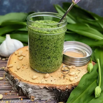 Veganes Bärlauch Pesto