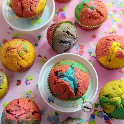 Regenbogen-Muffins