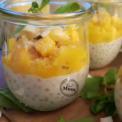 Kokos-Mango-Passionsfrucht-Pudding mit Tapioka