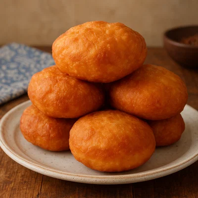 Südafrikanische Vetkoek (Frittierte Teigbällchen)