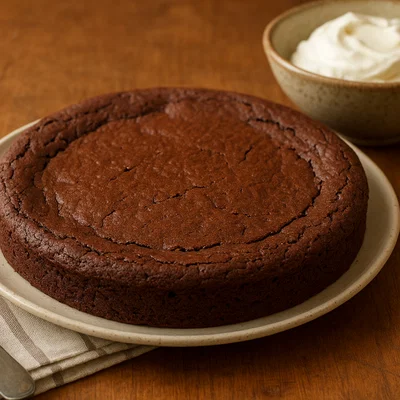 Schwedische Kladdkaka (klebriger Schokoladenkuchen)