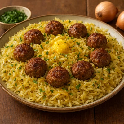 Kalam Polo – Persischer Reis mit Kohl und würzigen Fleischbällchen