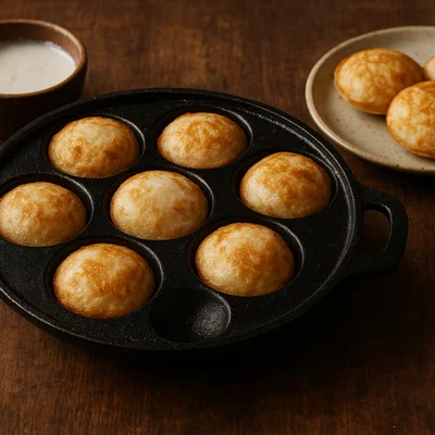 Khanom Krok – Thailändische Kokos-Reis-Küchlein