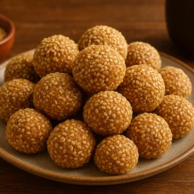 Thala Guli – Singhalesische Sesam-Palmzucker-Kugeln