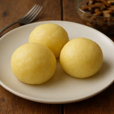 Klassische Kartoffelklöße (halb und halb)
